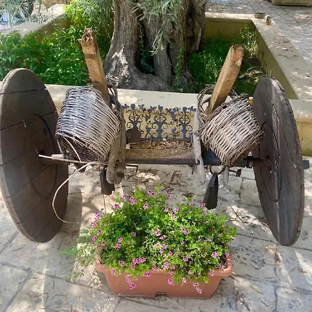 Le Balate Bed & Breakfast 4*